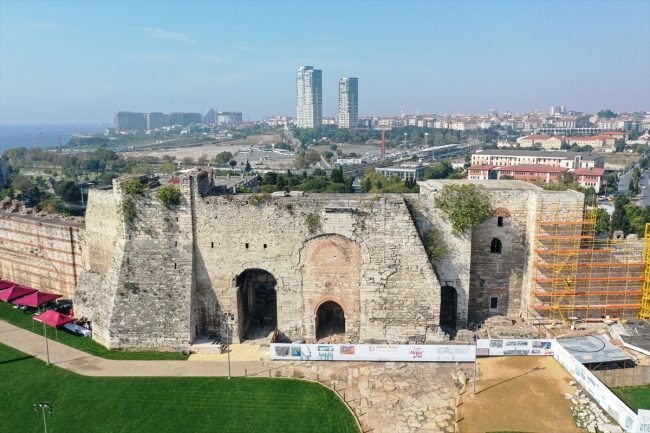 Yedikule Hisarı yıllar sonra kapılarını yeniden açacak